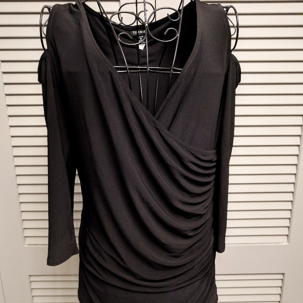 Torrid Black Cold Shoulder Blouse size 0x